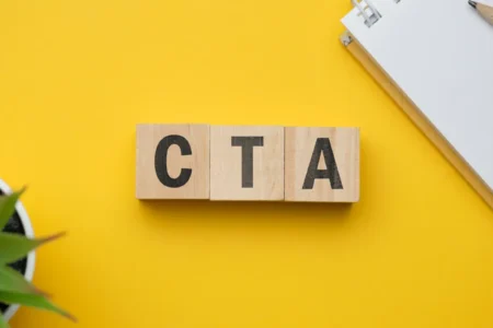 Using smart CTAs to get website conversion